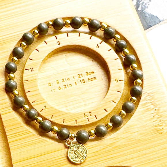 Alquimia Jewelry - pyrite beaded bracelet /manifesting will power and clarity/ super dainty
